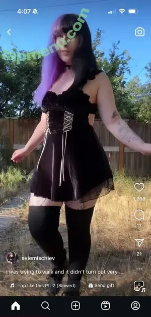 eviemischiev / Evie Mischiev / evie.mischiev nude photo #0012