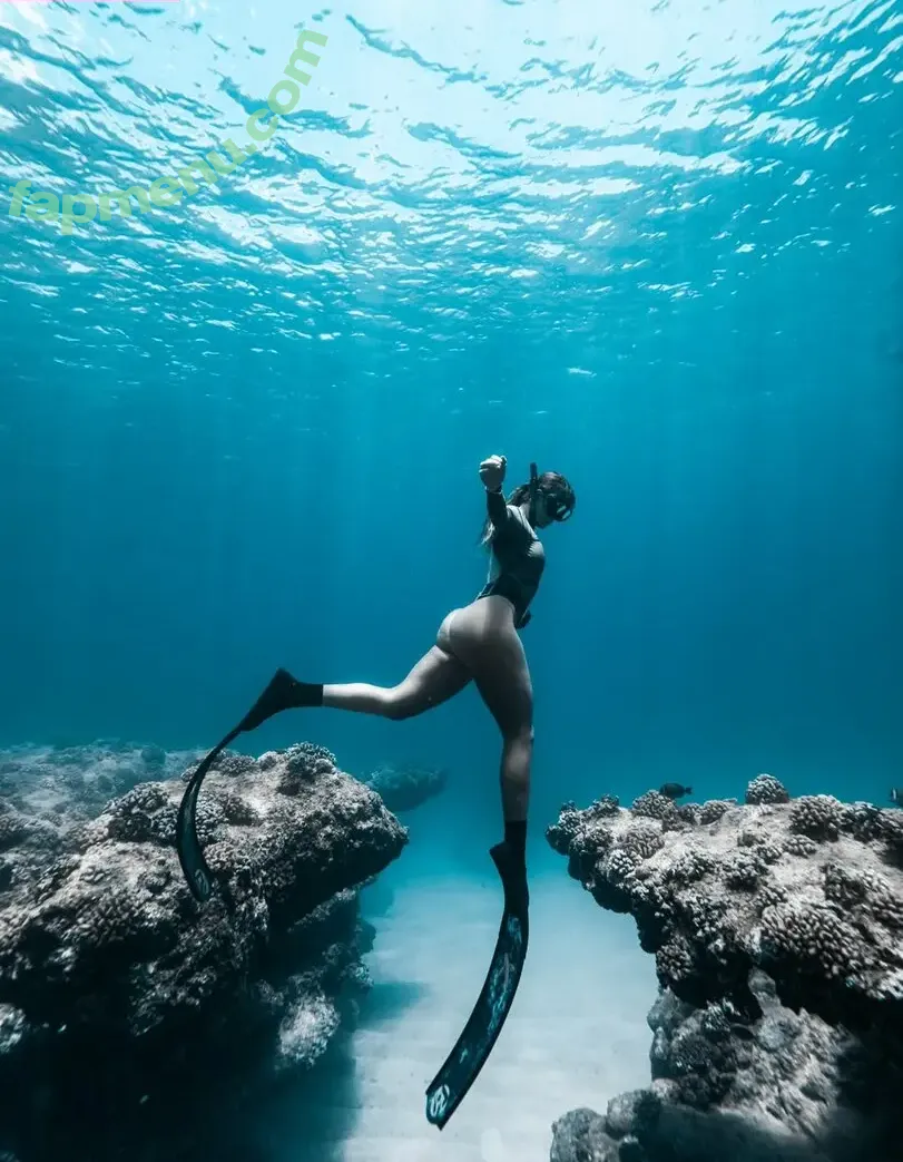 Eviewilderness nude photo #0007 (Eviewilderness)