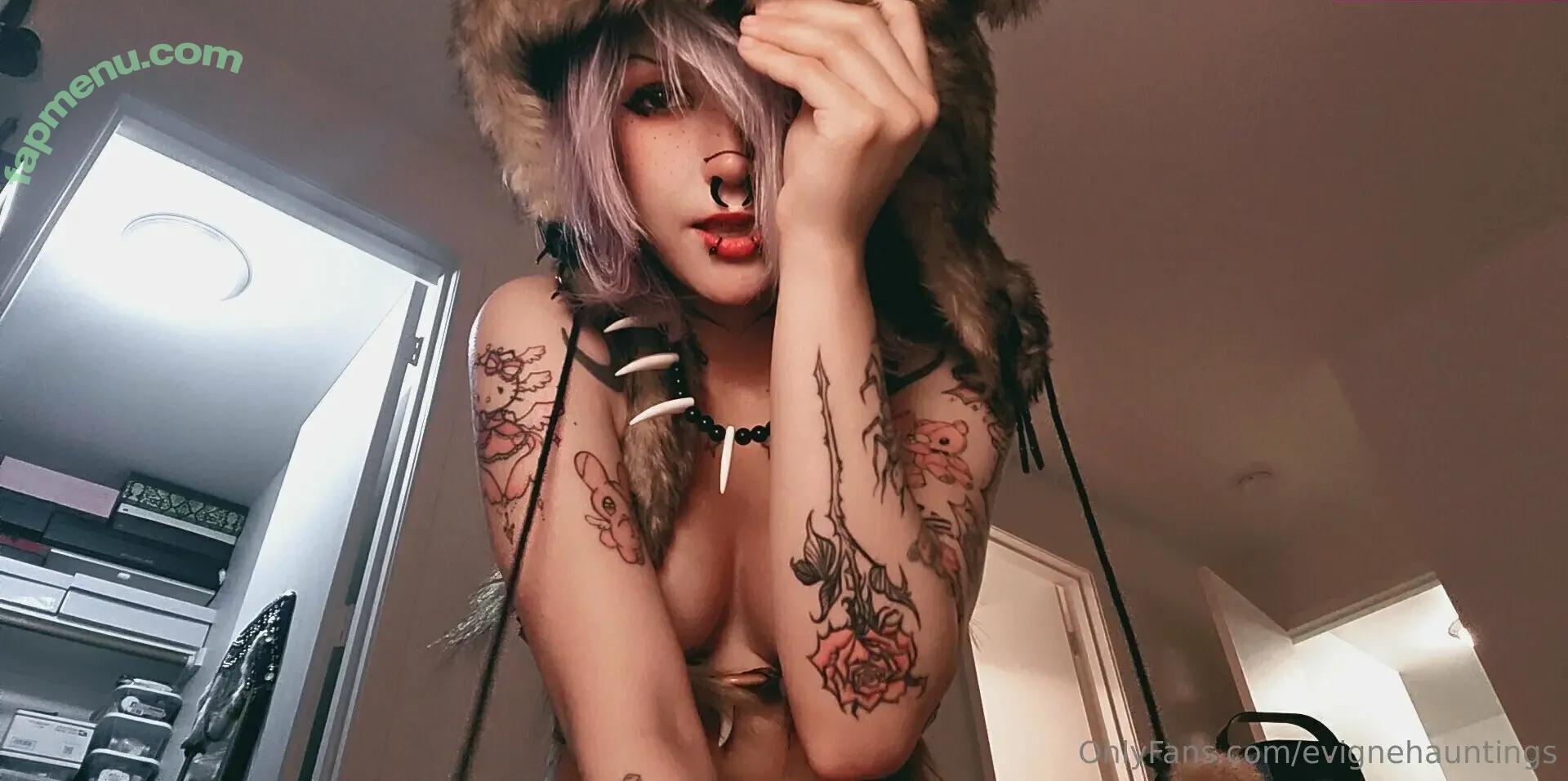 evignehauntings nude photo #0030 (licktheblade)