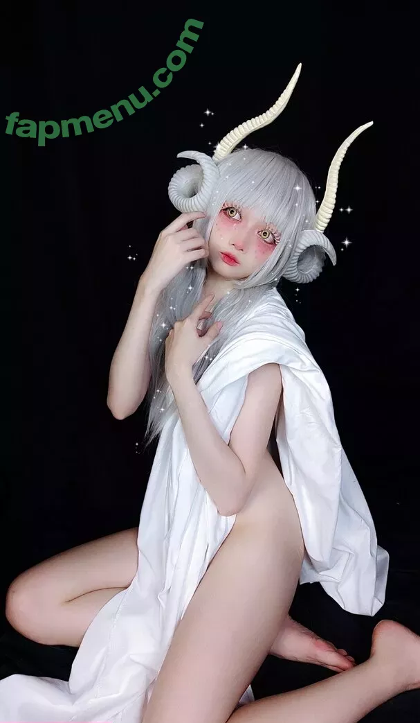 Evil Overlord Gabo nude photo #0107 (GaboVillain / eviloverlord_gabo)