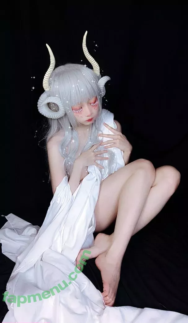 Evil Overlord Gabo nude photo #0116 (GaboVillain / eviloverlord_gabo)