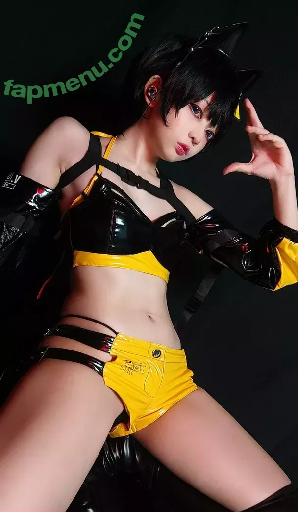 Evil Overlord Gabo nude photo #0854 (GaboVillain / eviloverlord_gabo)