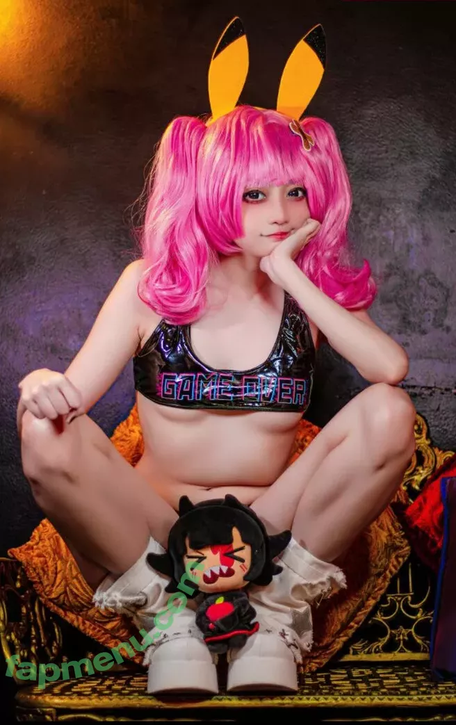 Evil Overlord Gabo nude photo #0897 (GaboVillain / eviloverlord_gabo)