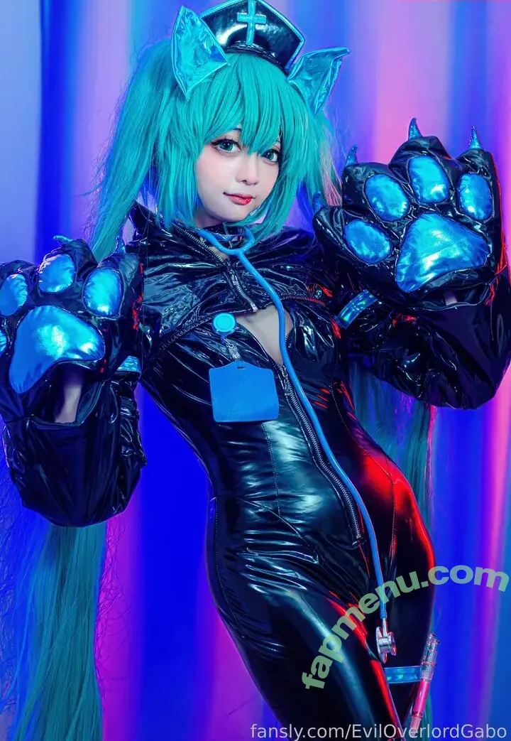 Evil Overlord Gabo nude photo #1465 (GaboVillain / eviloverlord_gabo)