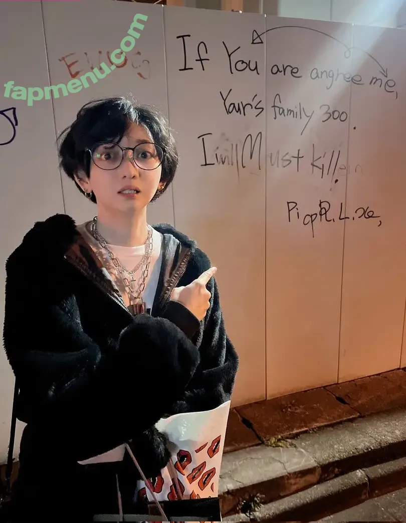 Evil Overlord Gabo nude photo #1766 (GaboVillain / eviloverlord_gabo)