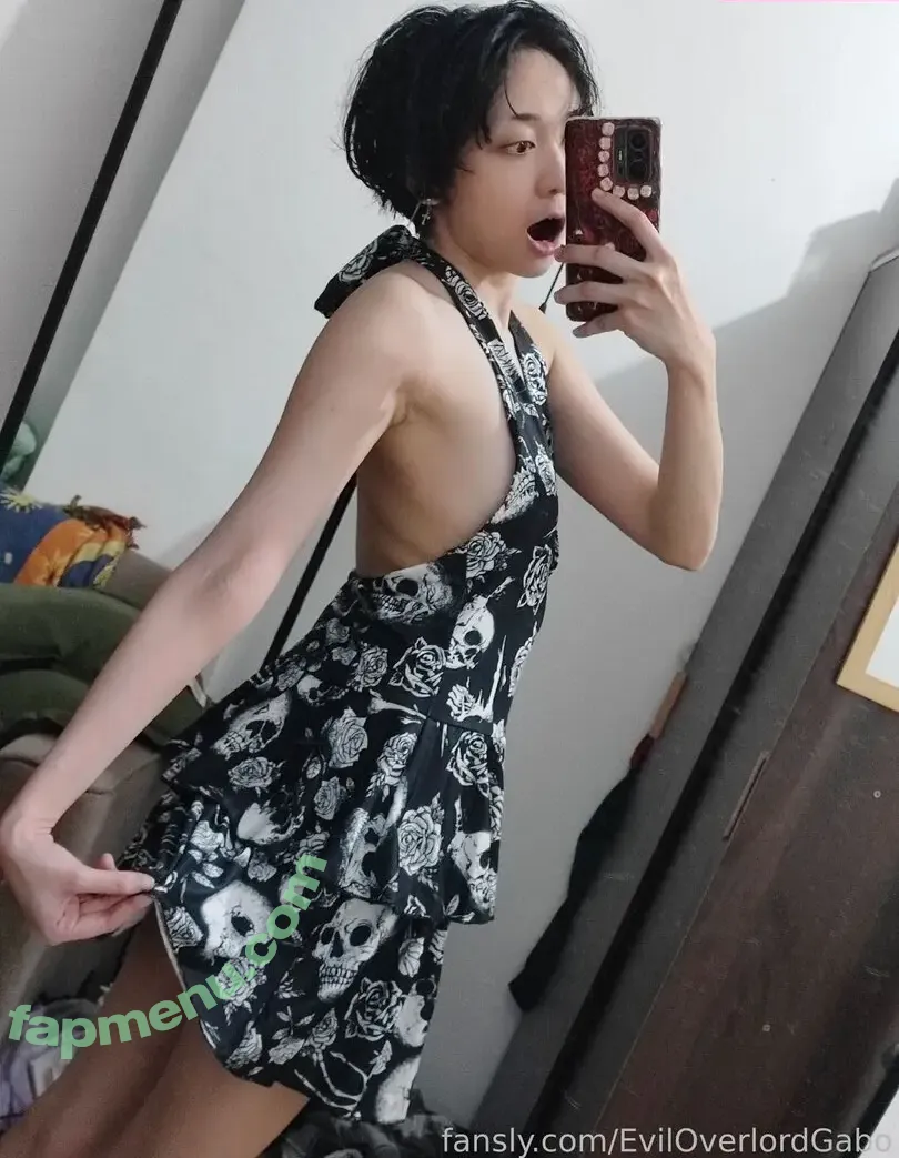 Evil Overlord Gabo nude photo #1771 (GaboVillain / eviloverlord_gabo)