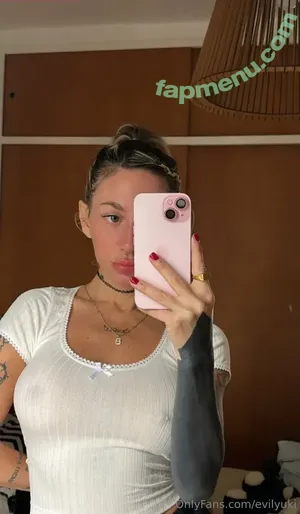 evilyuki / velionailysm nude photo #0031