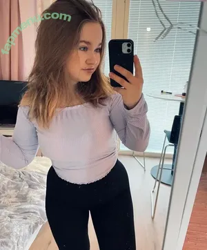 Evviepp nude photo #0005