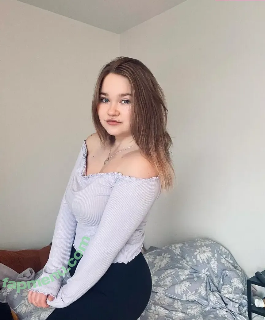 Evviepp nude photo #0009 (Evviepp)