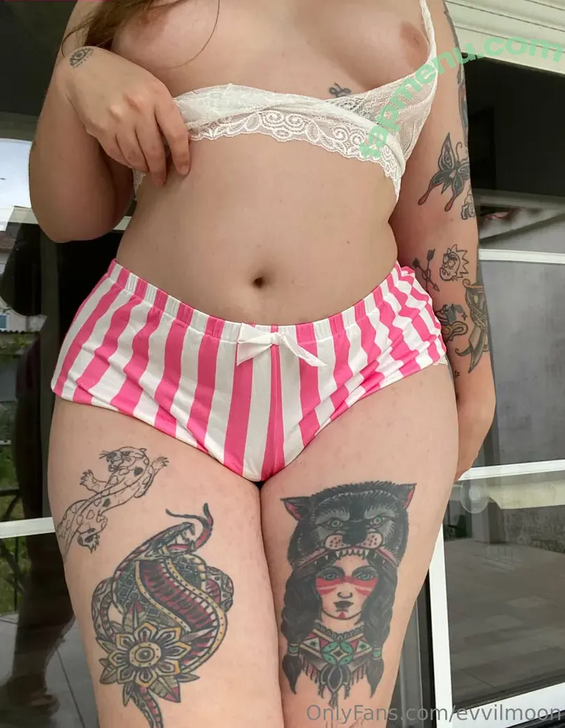 evvilmoon nude photo #0770 (evyn.moon)