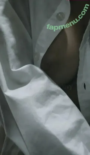  nude photo #0007