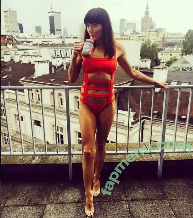 ewabrodnicka nude photo #0010 (ewabrodnicka)