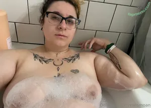  nude photo #0001