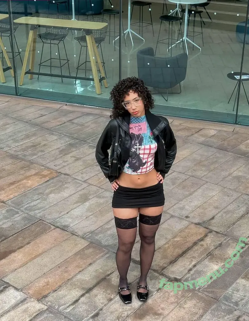 ewmxt nude photo #0105 (eliana / lalayravo / woahnatty)