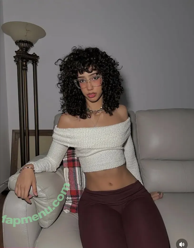 ewmxt nude photo #0127 (eliana / lalayravo / woahnatty)