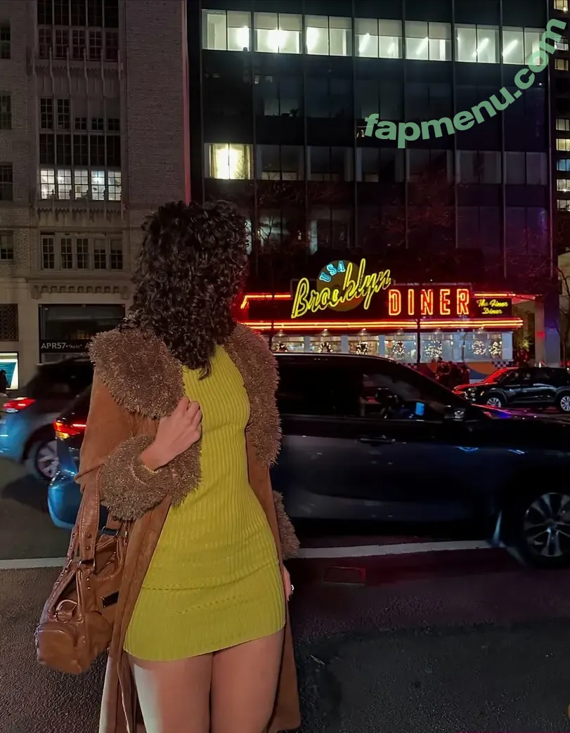 ewmxt nude photo #0152 (eliana / lalayravo / woahnatty)