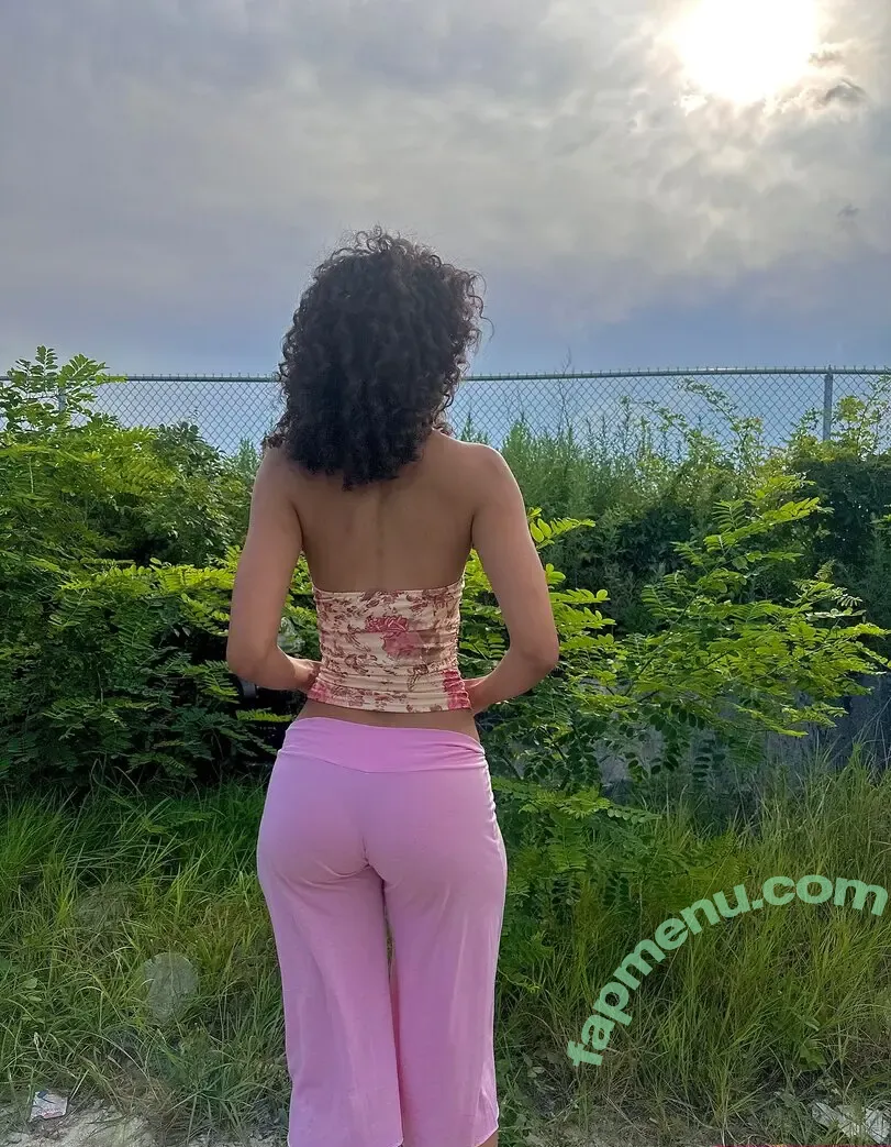 ewmxt nude photo #0154 (Bakedovary / Eliana / lalayravo / woahnatty)