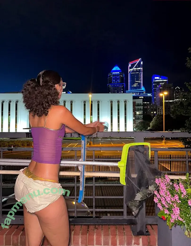 ewmxt nude photo #0157 (Bakedovary / Eliana / lalayravo / woahnatty)