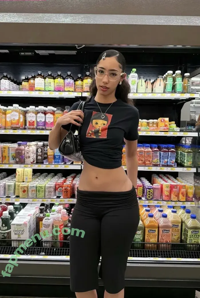 ewmxt nude photo #0298 (Bakedovary / Eliana / lalayravo / woahnatty)