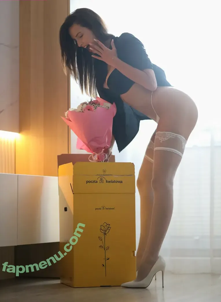 Excinderella nude photo #0380 (Marta Kowalczyk)