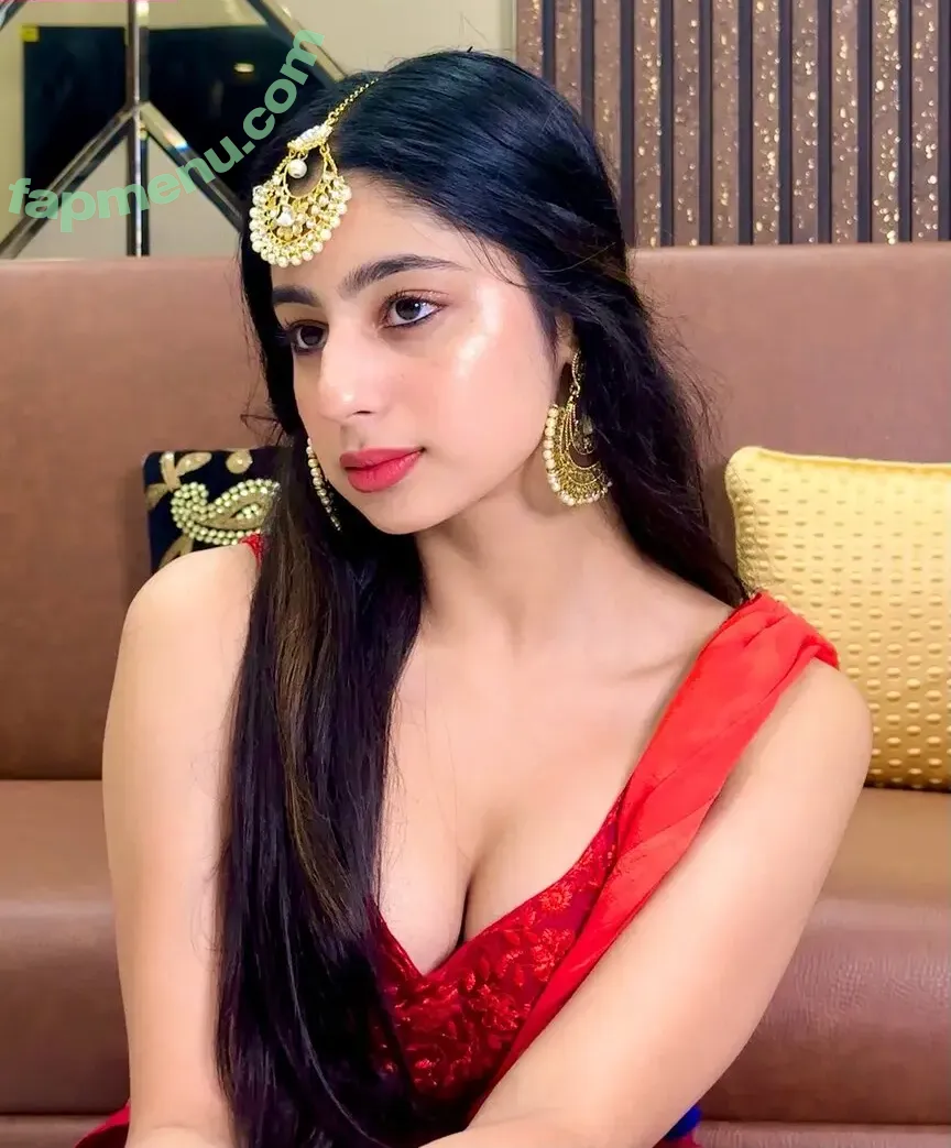 Exclusives Suhani Kapoor nude photo #0004 (suhanii__kapoor)