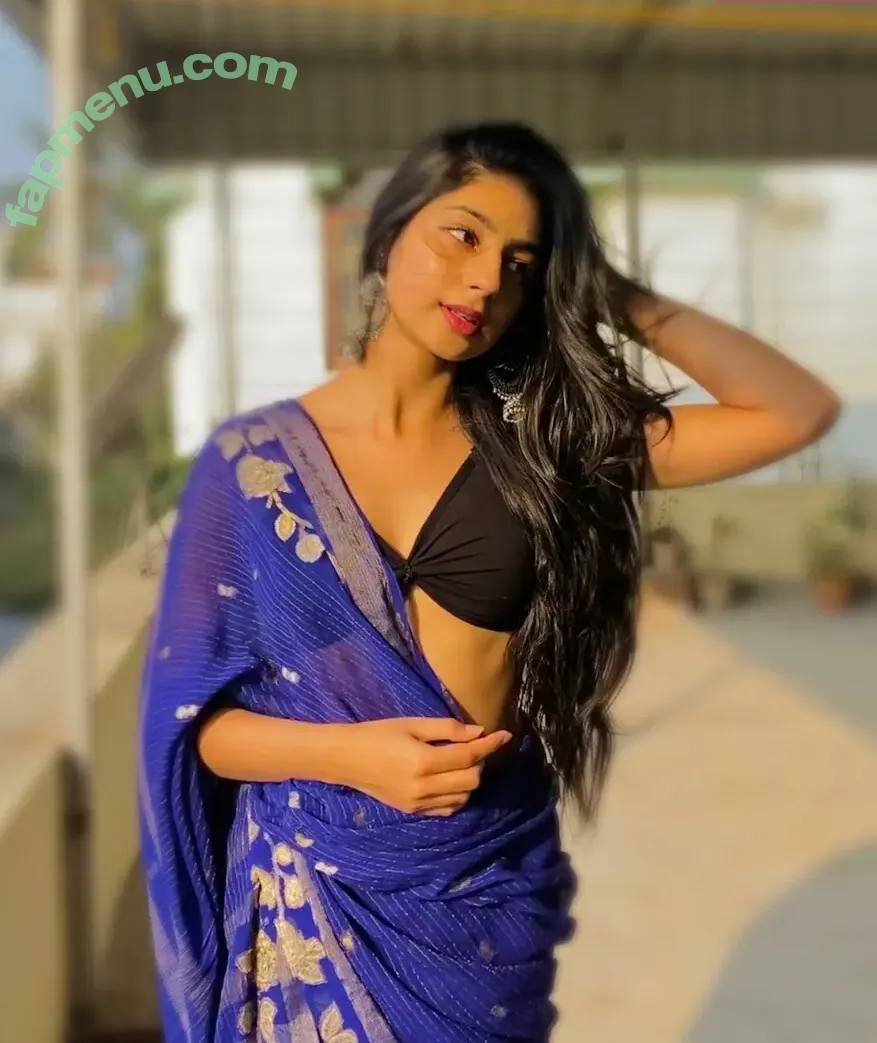 Exclusives Suhani Kapoor nude photo #0008 (suhanii__kapoor)
