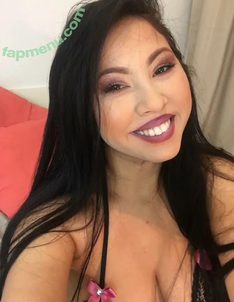 Exoticb3auty nude photo #0012 (Exoticb3auty)