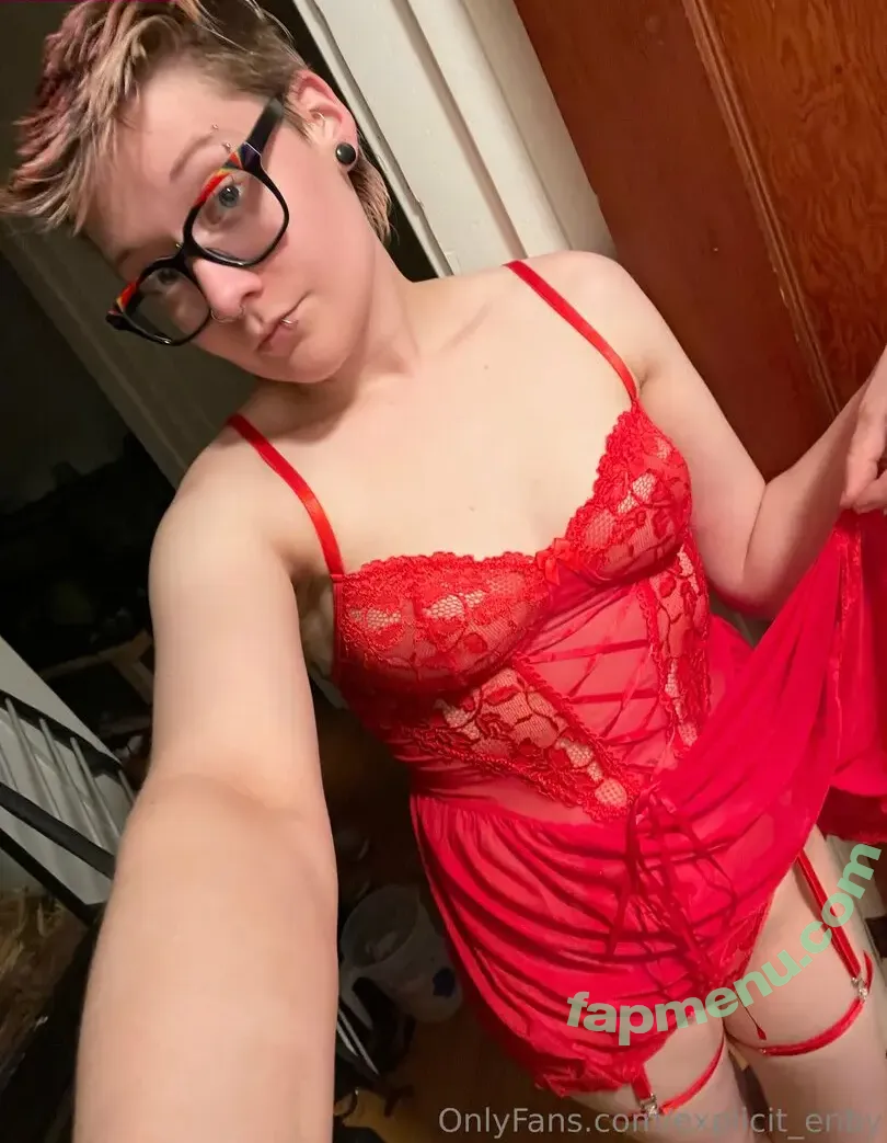 explicit_enby nude photo #0160 (mxmike_)