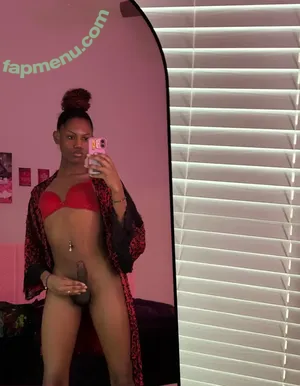 explicitlyarmani / itzbarbianna nude photo #0032