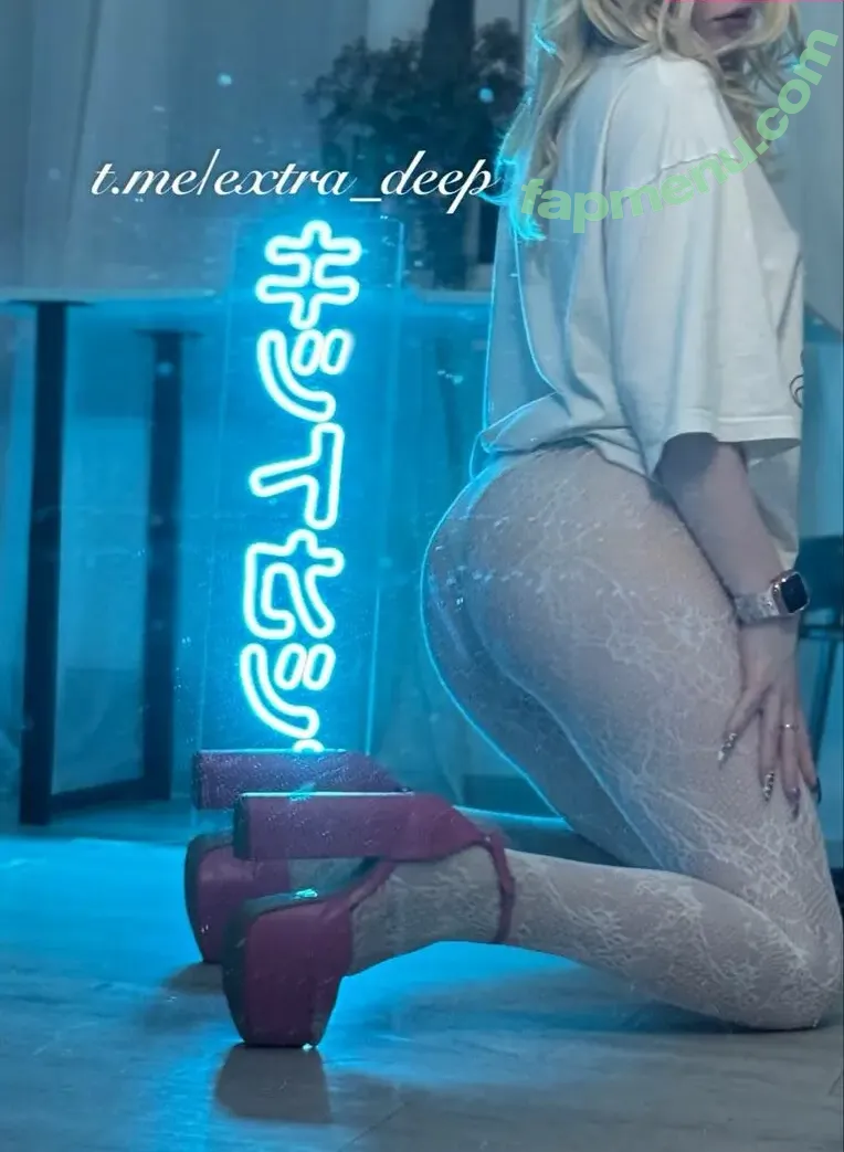 Extrachka nude photo #0035 (extra_deep / extra_reborn)