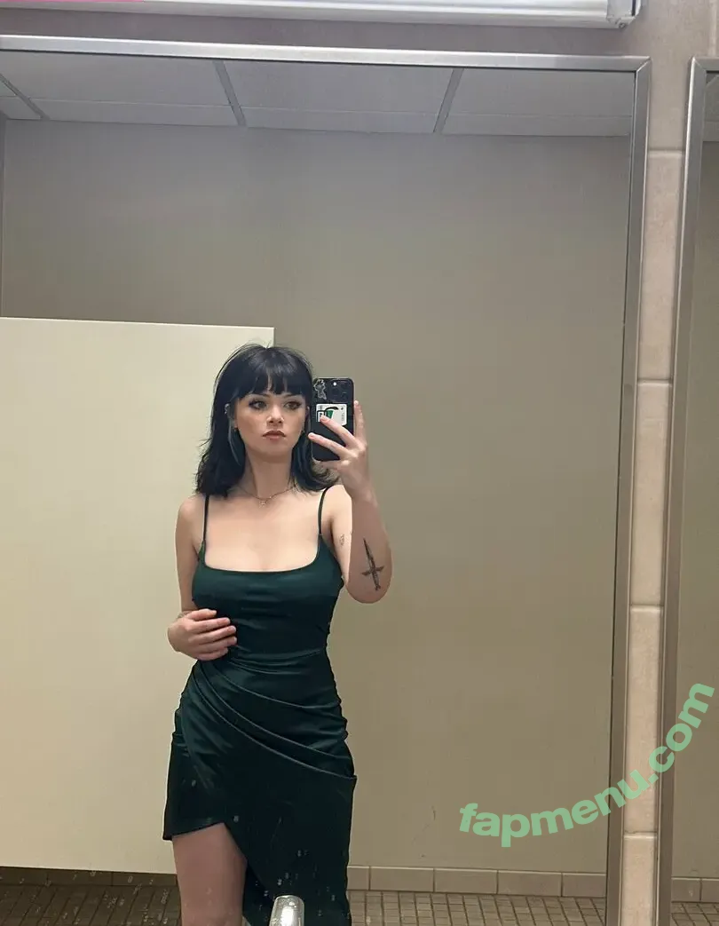 Extragal nude photo #0037 (extraroxy / grace4nne)