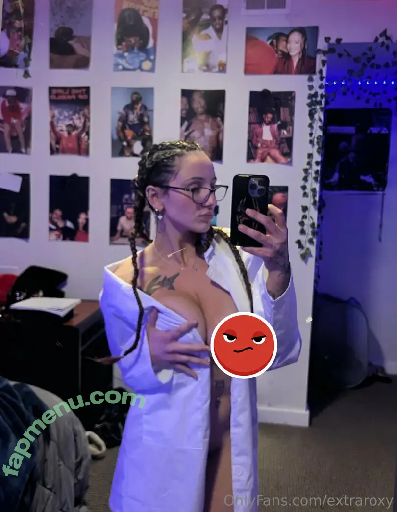 extraroxy nude photo #0158 (Extrasav / paparoxy)