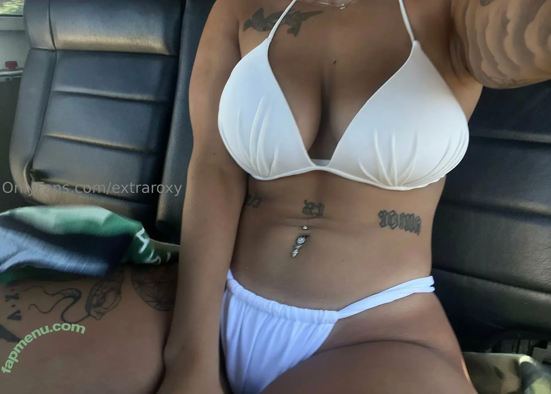 extraroxy nude photo #0193 (Extrasav / paparoxy)