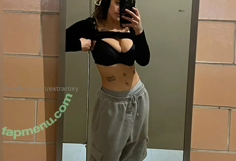 extraroxy nude photo #0200 (Extrasav / paparoxy)