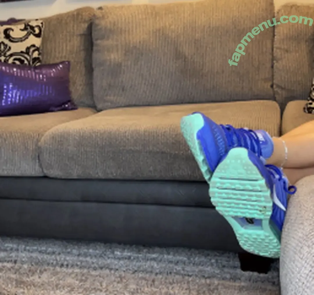 EyeCandyToes nude photo #0016 (EyeCandyToes)