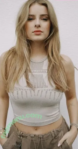 eyFreundin / eyfreundin.official nude photo #0021