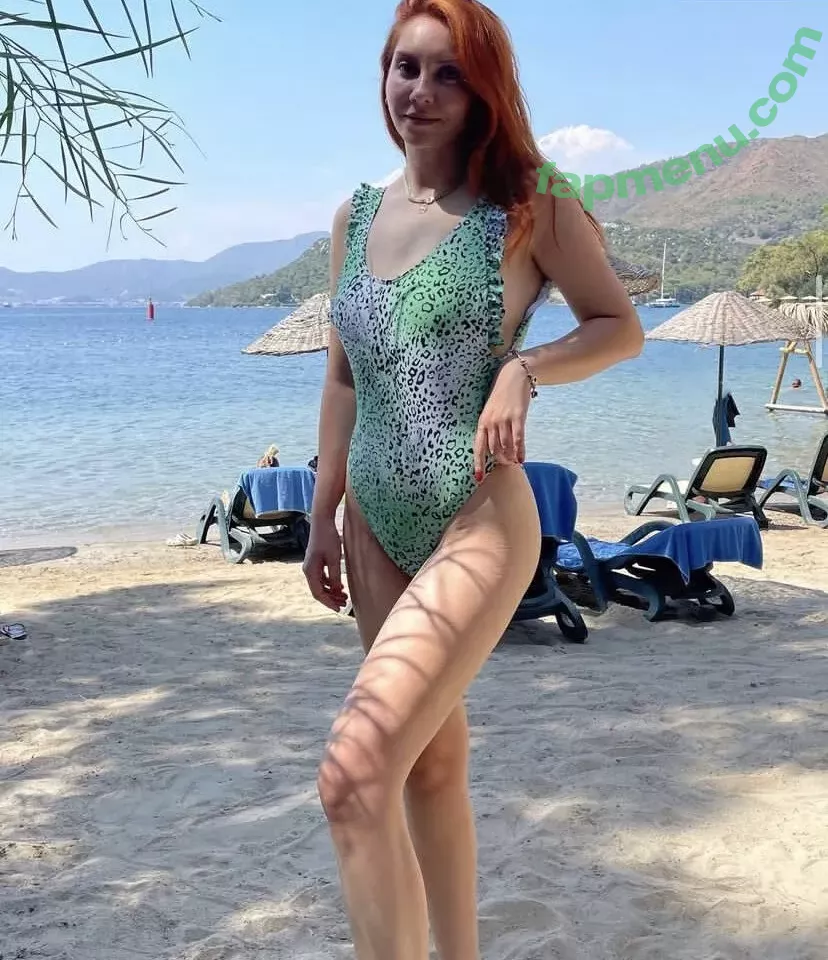 Ezgi Zorba nude photo #0031 (ezgininkanali)