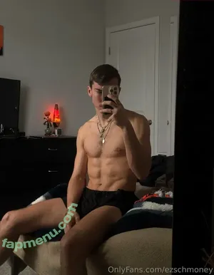 ezschmoney / ezmo1ney nude photo #0004