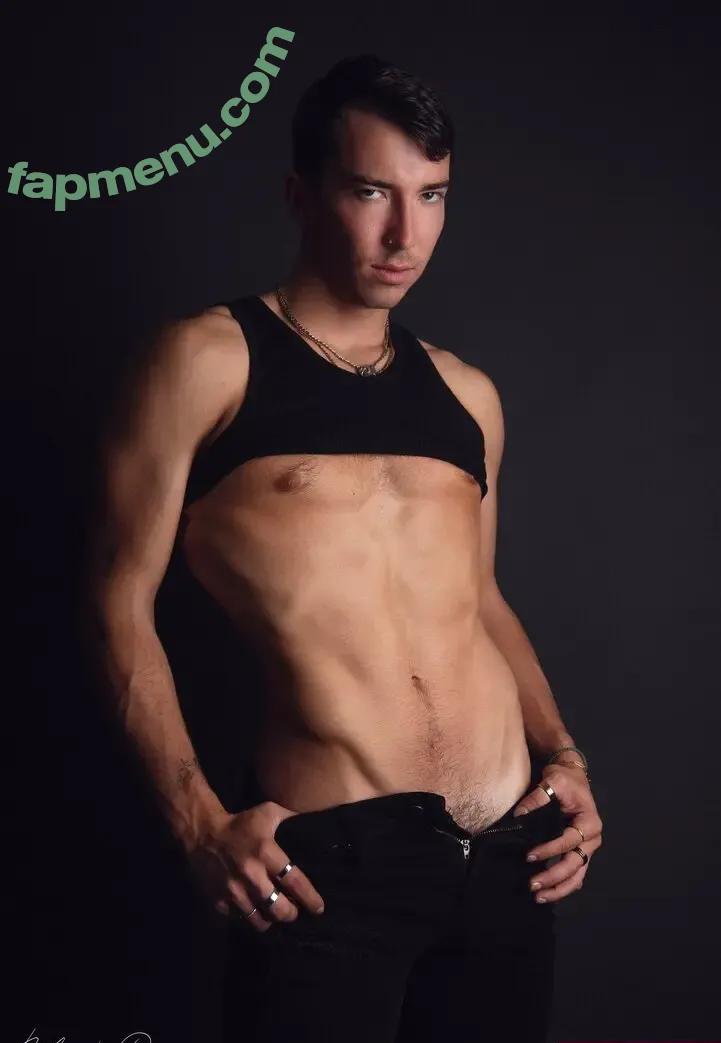 ezschmoney nude photo #0010 (ezmo1ney)