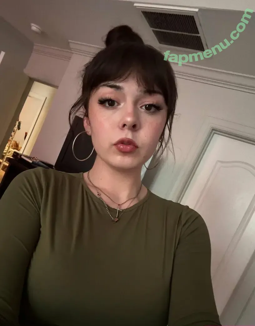 ezsy nude photo #0042 (ezszy / ezzy4444 / ladyliberty20)