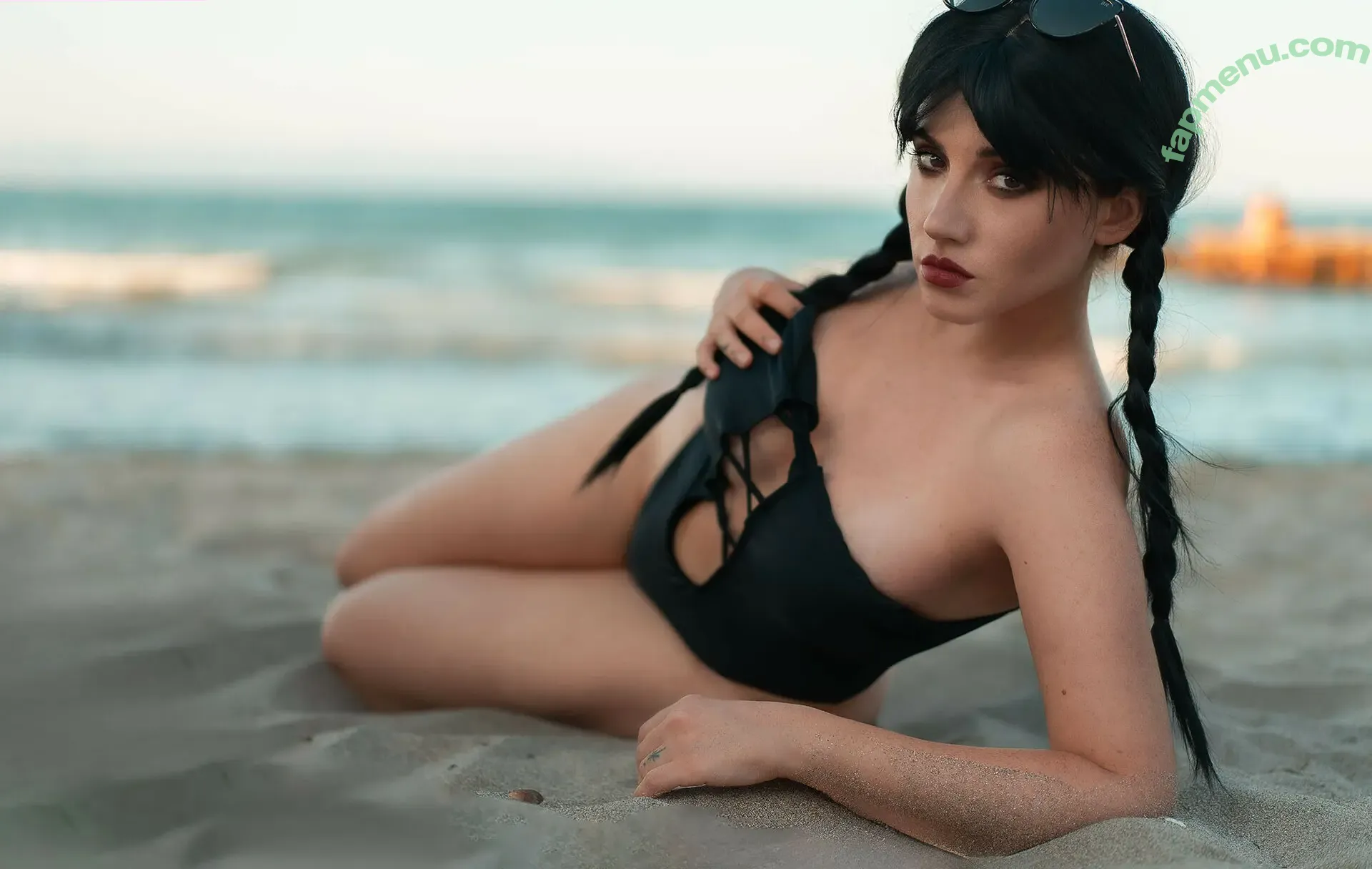 Ezy Summers Cosplay nude photo #0832 (ezysummerscosplay)
