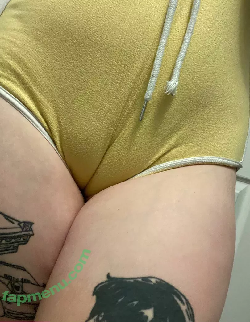f_urbee nude photo #0188 (furbee._ / furbs0)