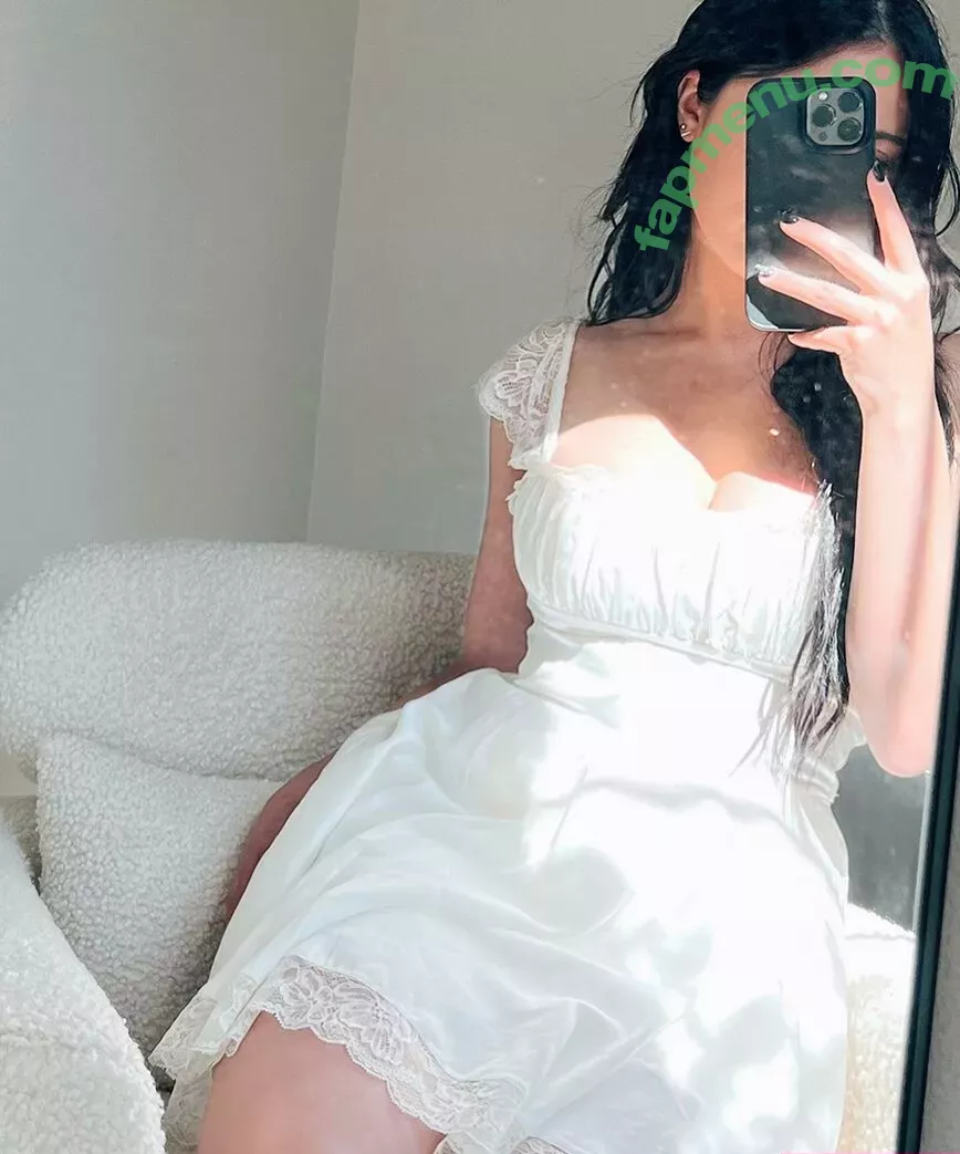 f1elly nude photo #0034 (f1elly)