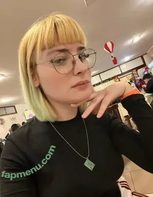 F4micom / F4mi nude photo #0019