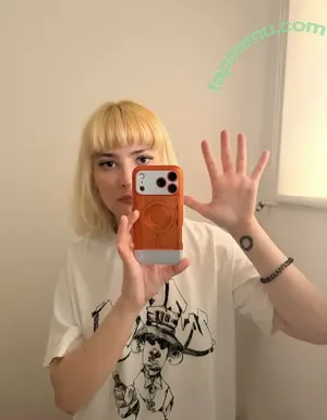 F4micom / F4mi nude photo #0026