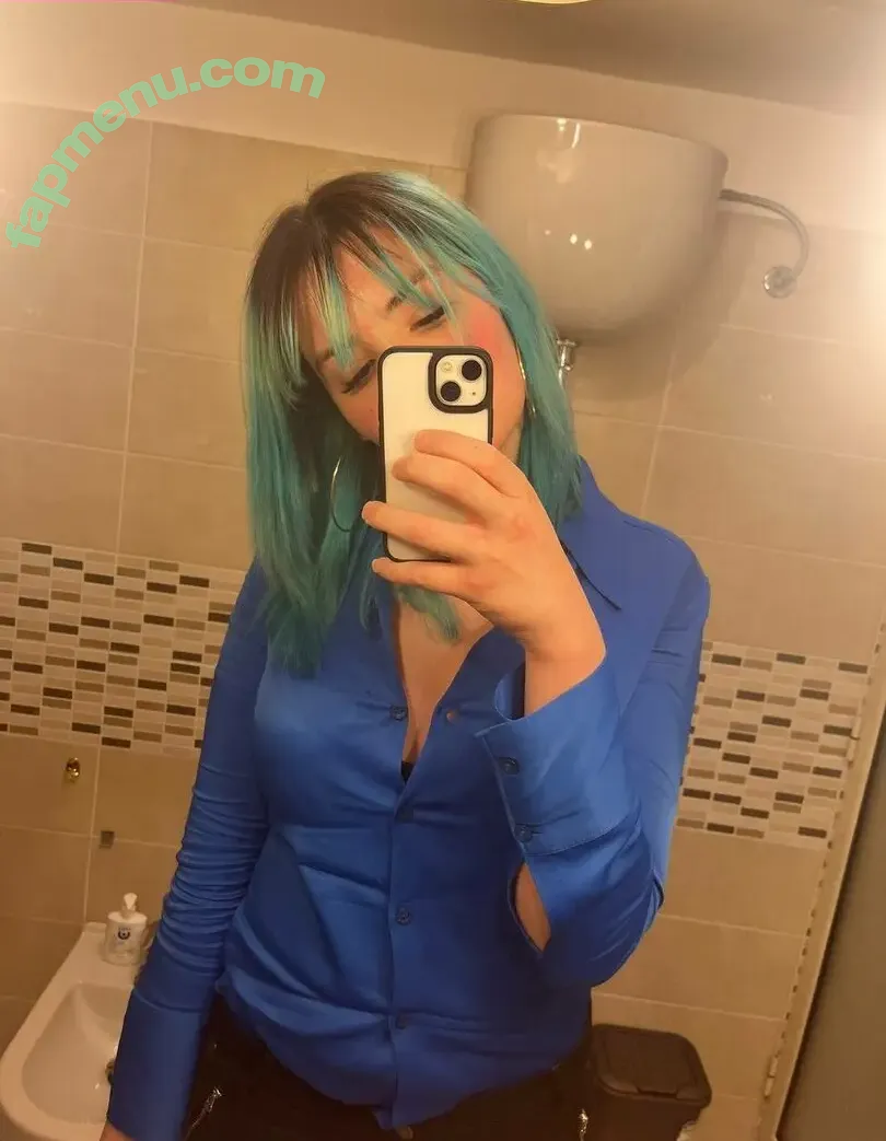 F4micom nude photo #0036 (F4mi)