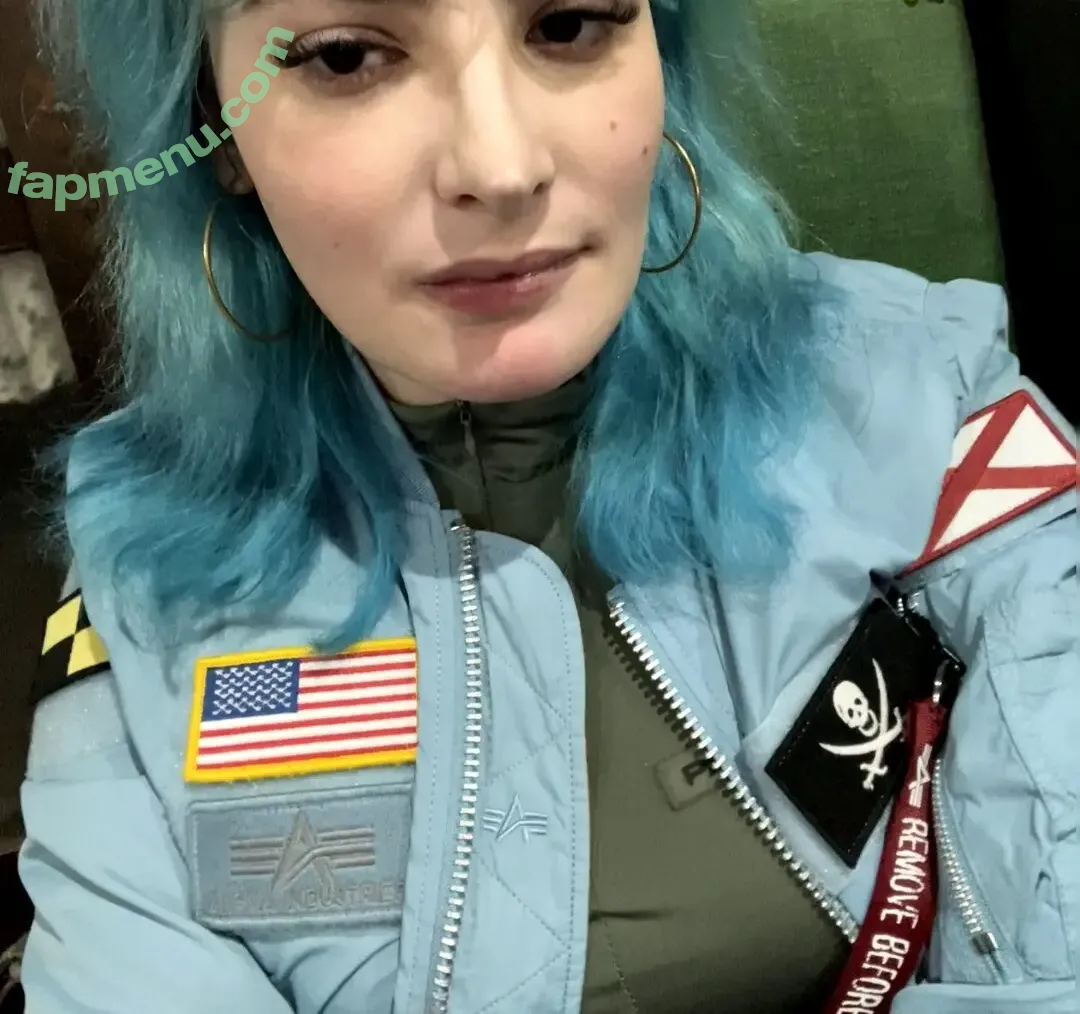 F4micom nude photo #0039 (F4mi)