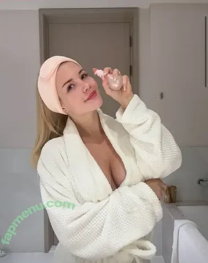  nude photo #0005