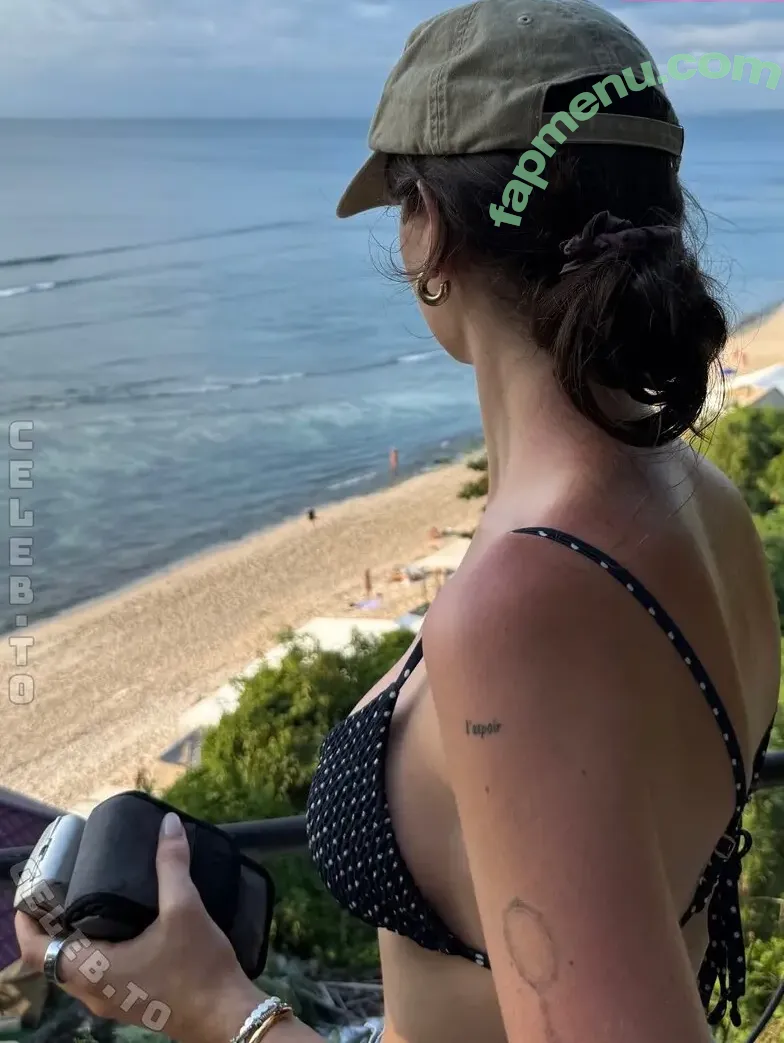 Fabienne Bethmann nude photo #0137 (fabienne.bethmann / fabiennebethmann)