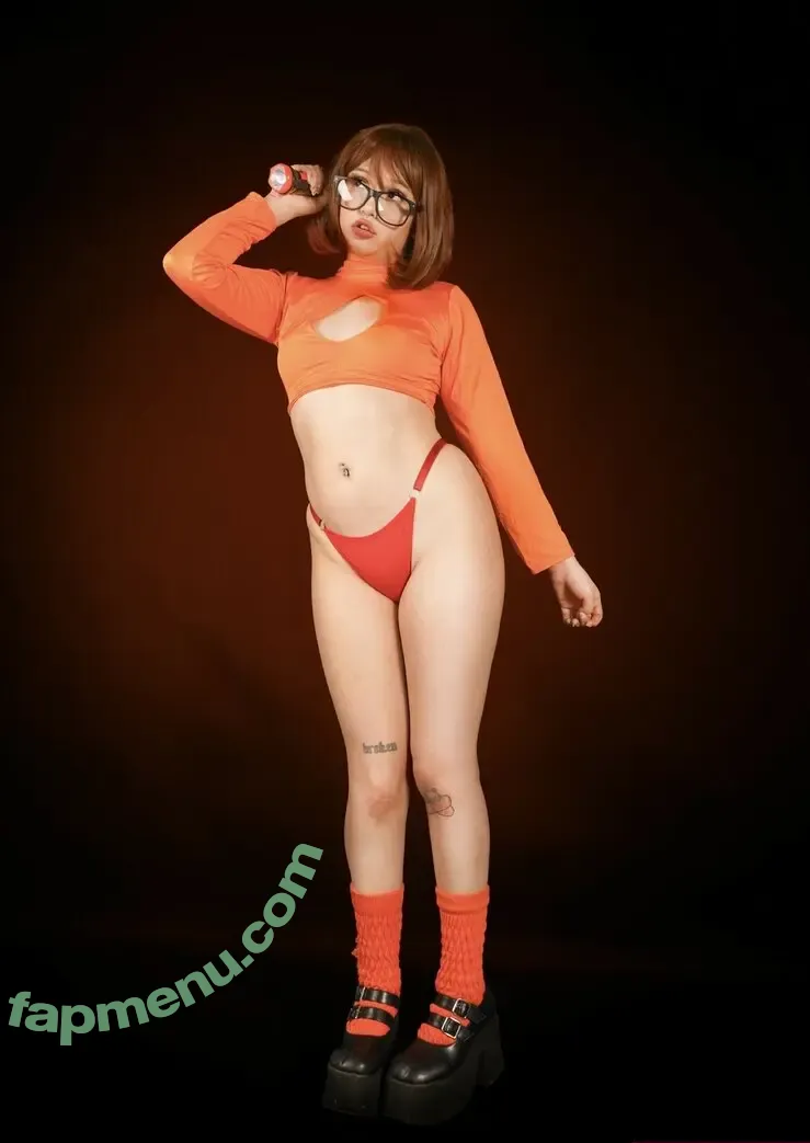 Fabii Puffle nude photo #0080 (puffle__fabii)